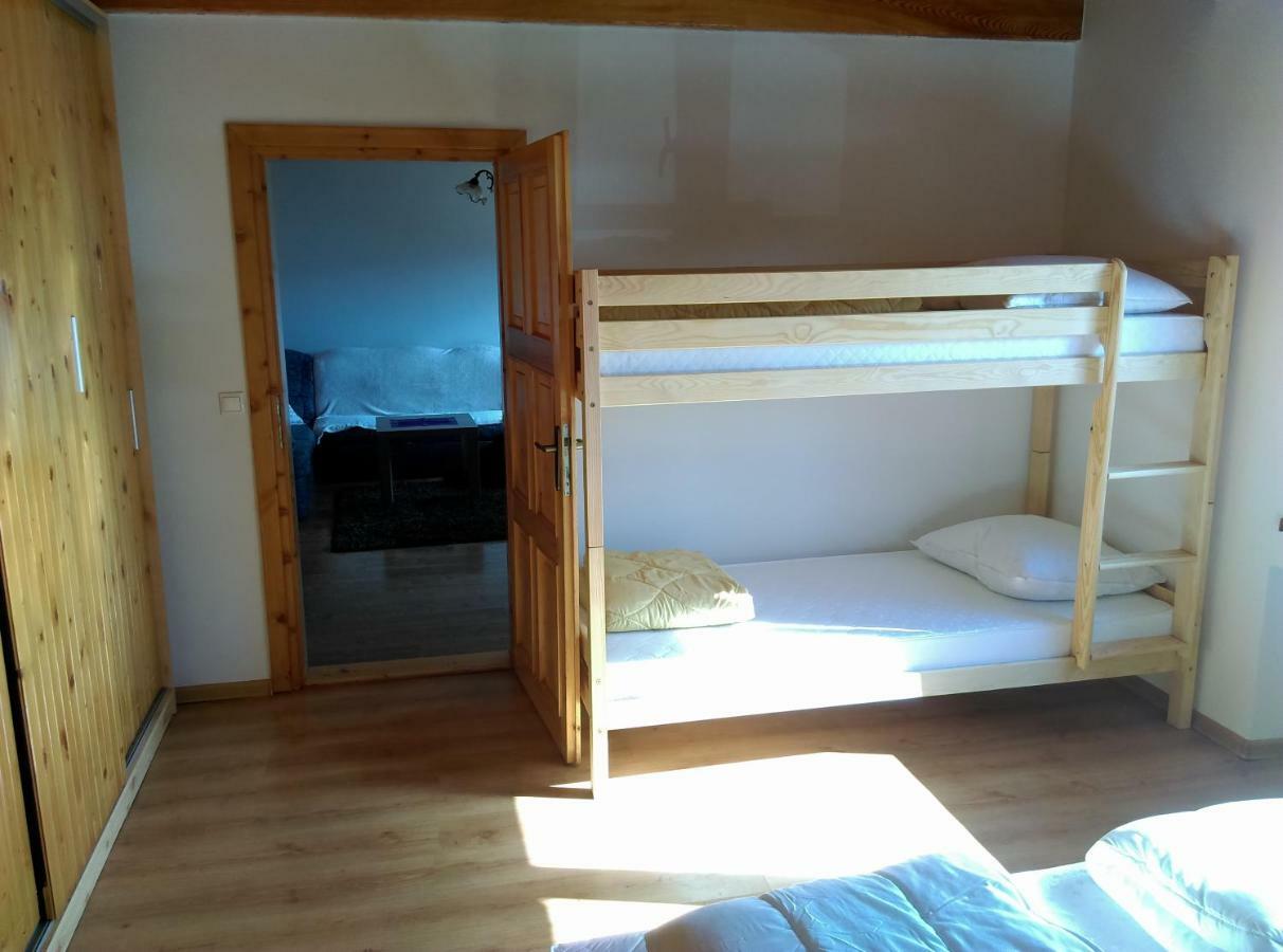 Apartman Pod Kalvariou - Rodinny Dom Banska Stiavnica Bagian luar foto