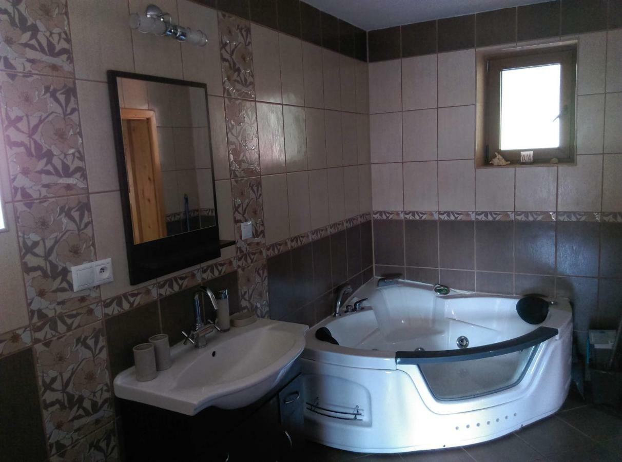 Apartman Pod Kalvariou - Rodinny Dom Banska Stiavnica Bagian luar foto